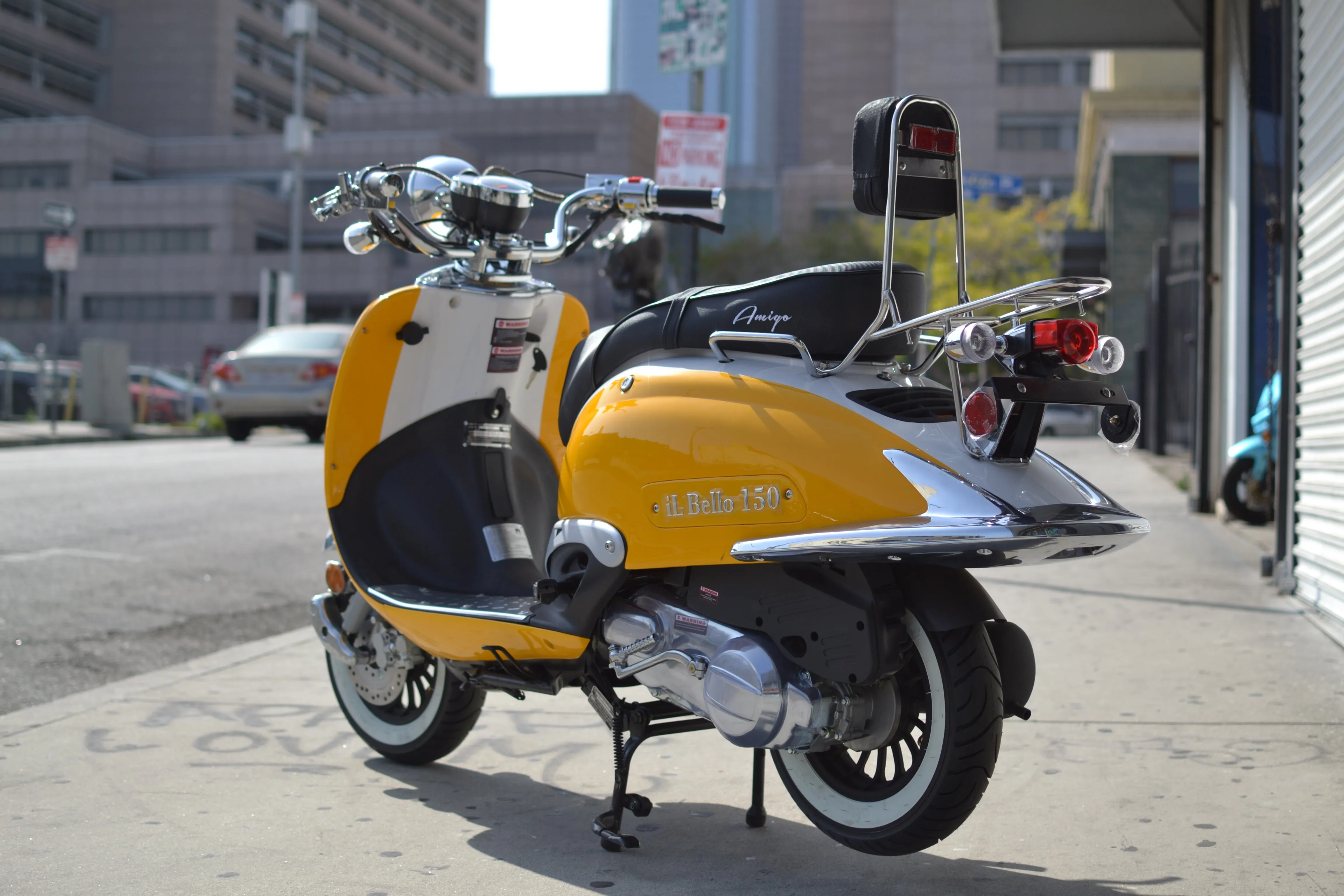 Amigo Bello the Classic Heritage 150cc Scooter. The legendary Heritage is back. CA Legal