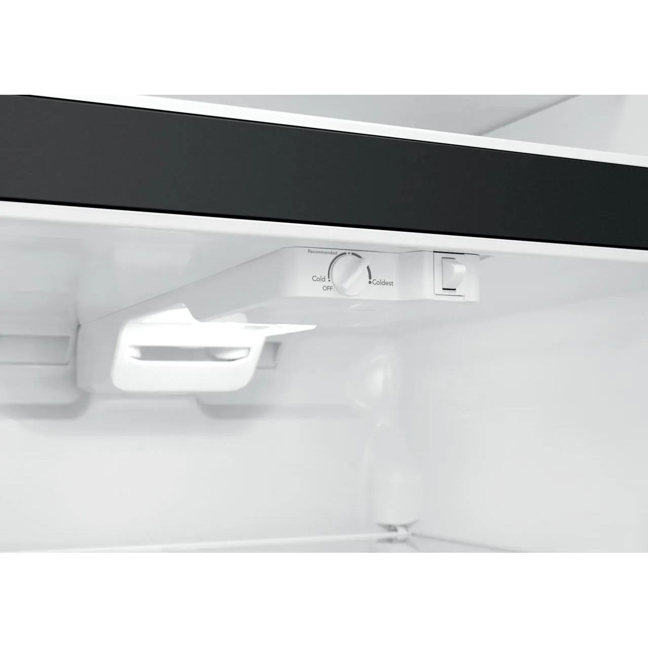 Frigidaire 30-inch, 20 cu.ft. Freestanding Top Freezer Refrigerator FFTR2045VS