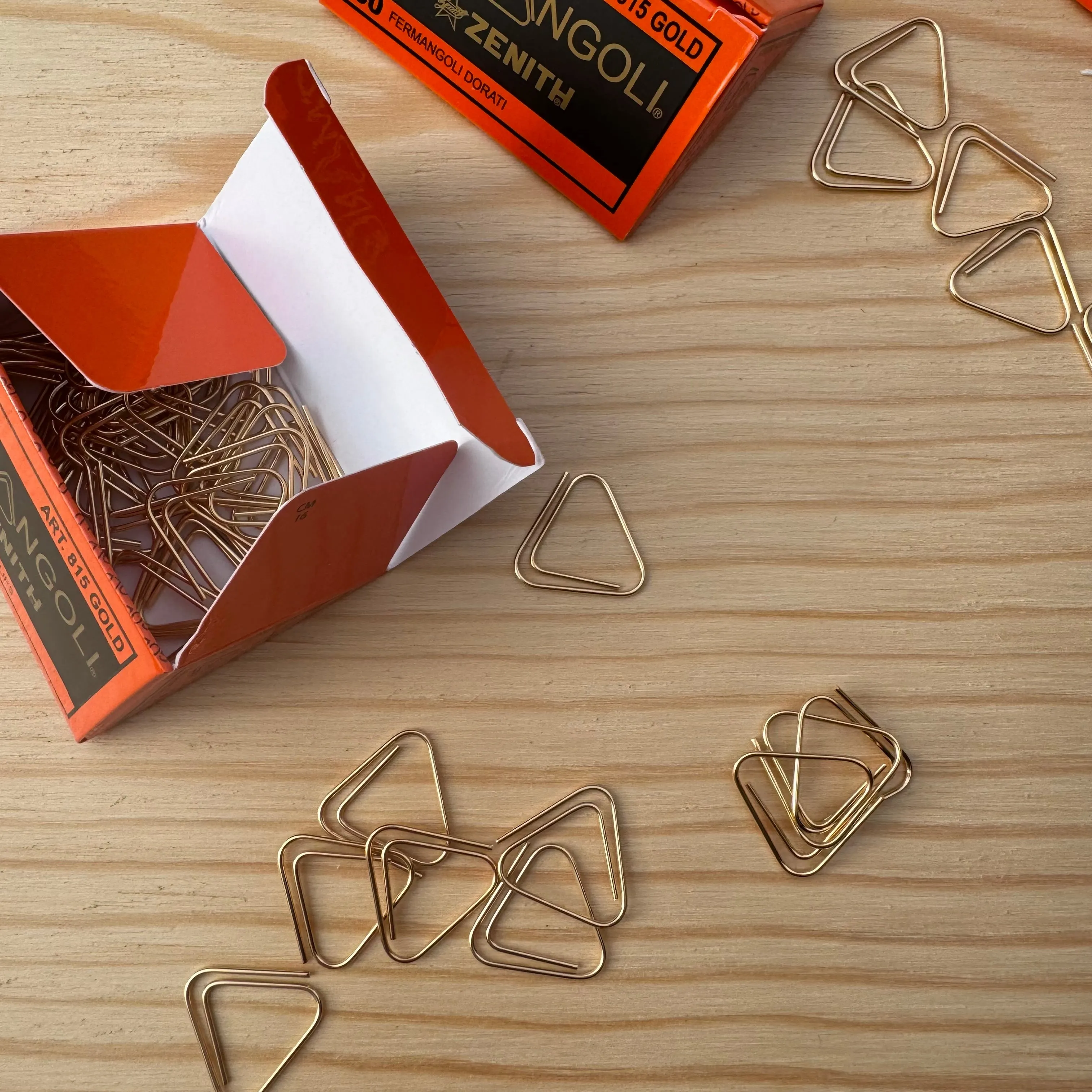 Golden Corner Paper Clips by Fermangoli