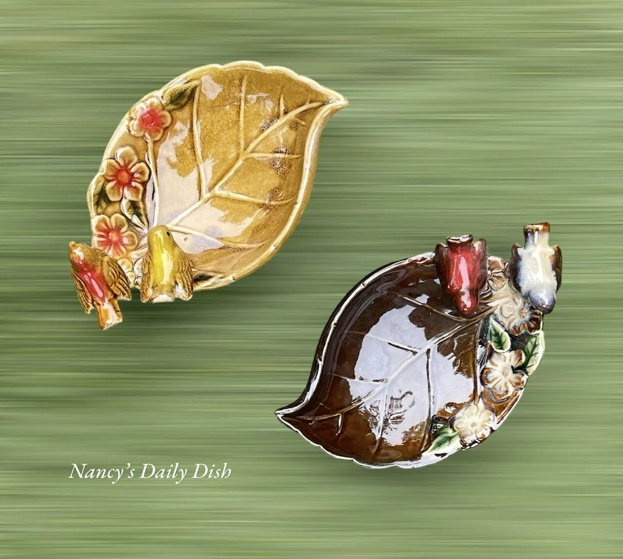 Hand Painted Majolica Birds on Brown Leaf Spoon Rest / Soap or Trinket Dish