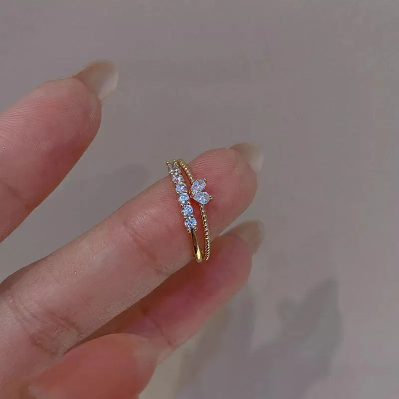 Heart-shaped Zircon Ring: Elegant Wedding Band with Mood Tracker - Ideal Gift for Women
