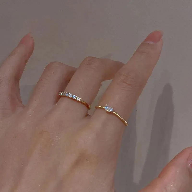 Heart-shaped Zircon Ring: Elegant Wedding Band with Mood Tracker - Ideal Gift for Women