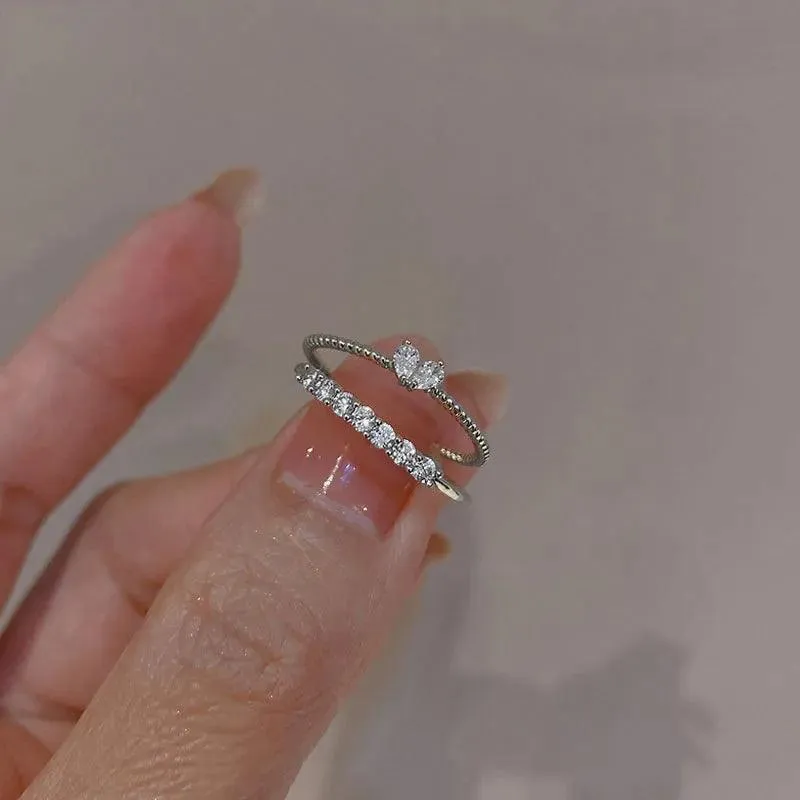 Heart-shaped Zircon Ring: Elegant Wedding Band with Mood Tracker - Ideal Gift for Women