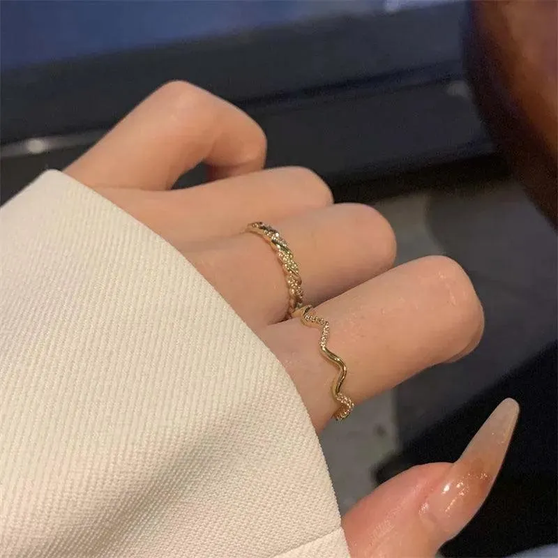 Heart-shaped Zircon Ring: Elegant Wedding Band with Mood Tracker - Ideal Gift for Women