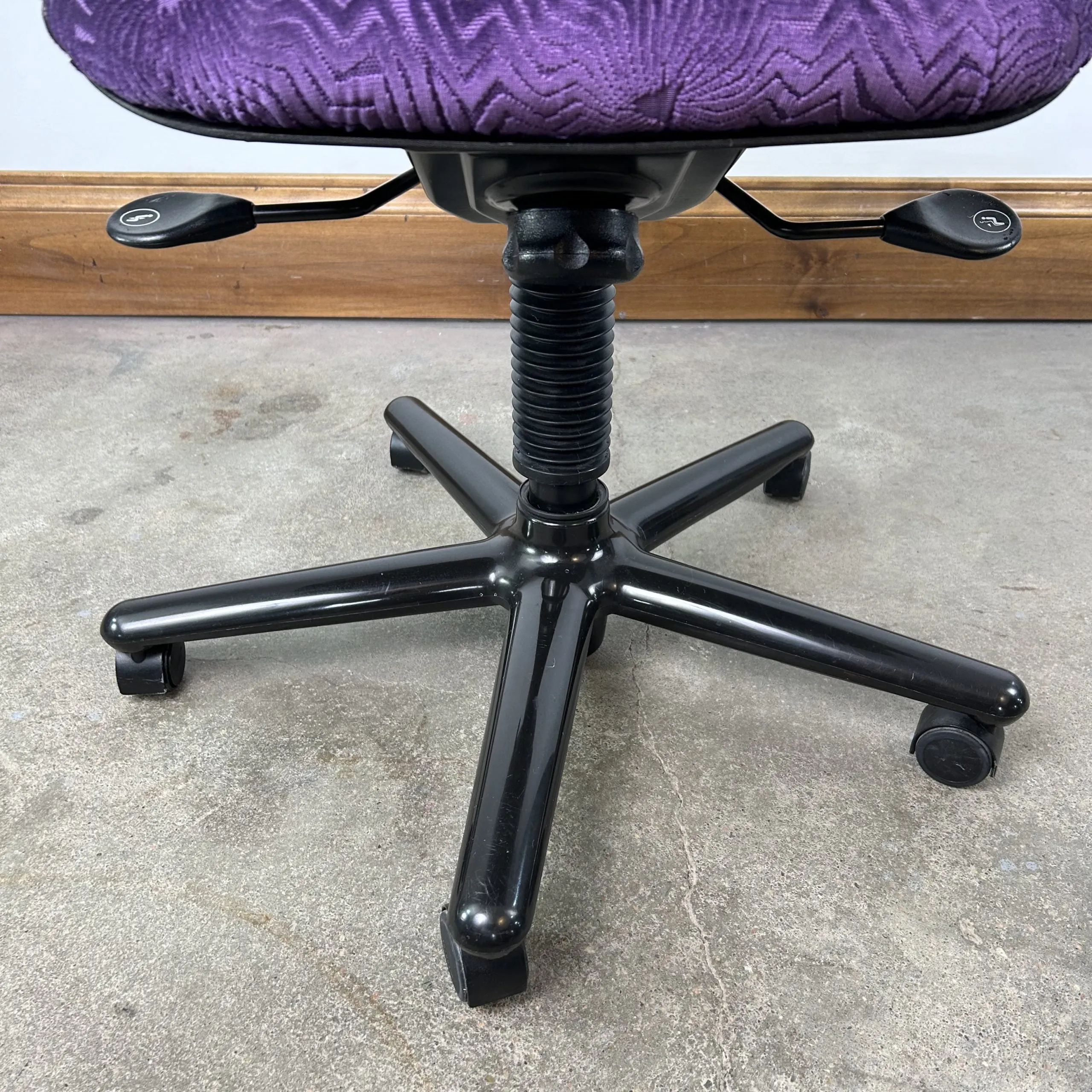 Herman Miller Swivel Desk Chair, Custom Textured Upholstery in Plum