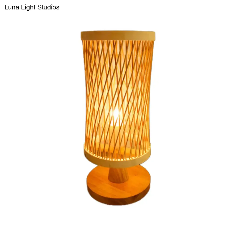 Japanese Bamboo Desk Lamp with Round Wood Base - Beige