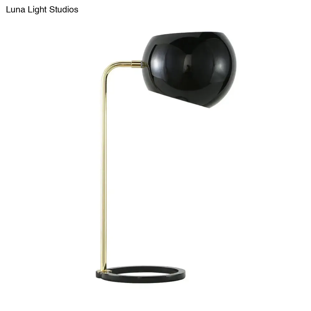 Modern Nordic Geometric Iron Table Light in Black - 1 Head Living Room Desk Lamp