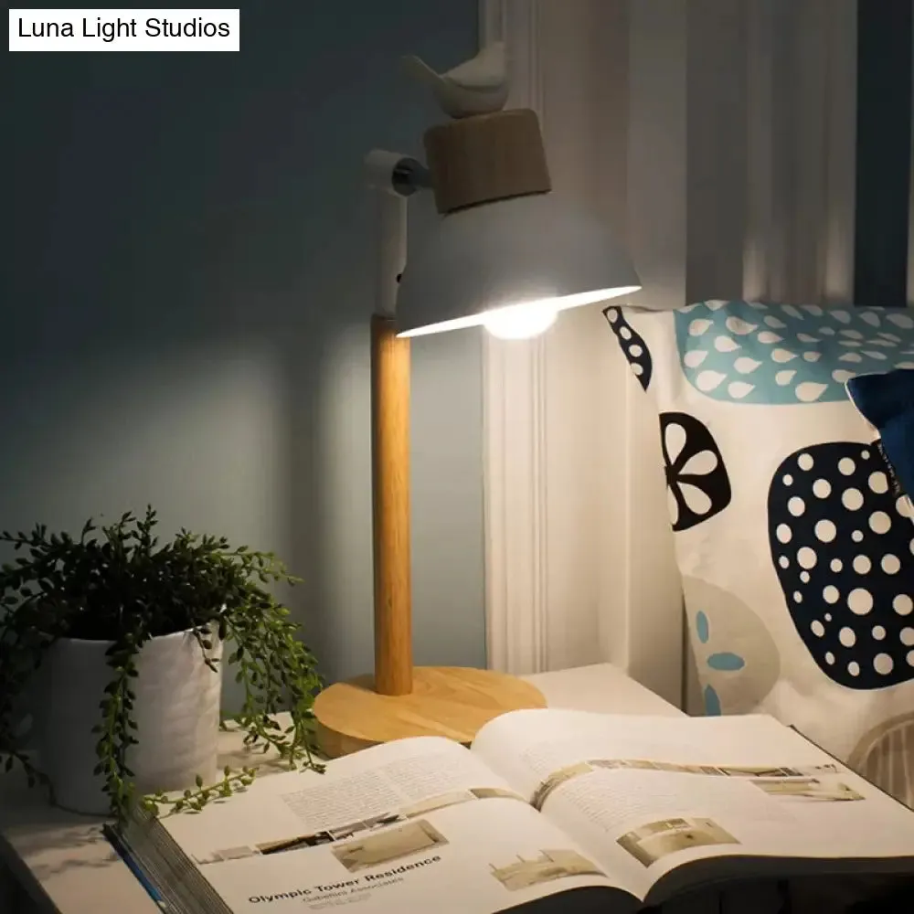 Rotatable Wood Desk Light - Nordic Style Animal Deco Table Lamp in Beige