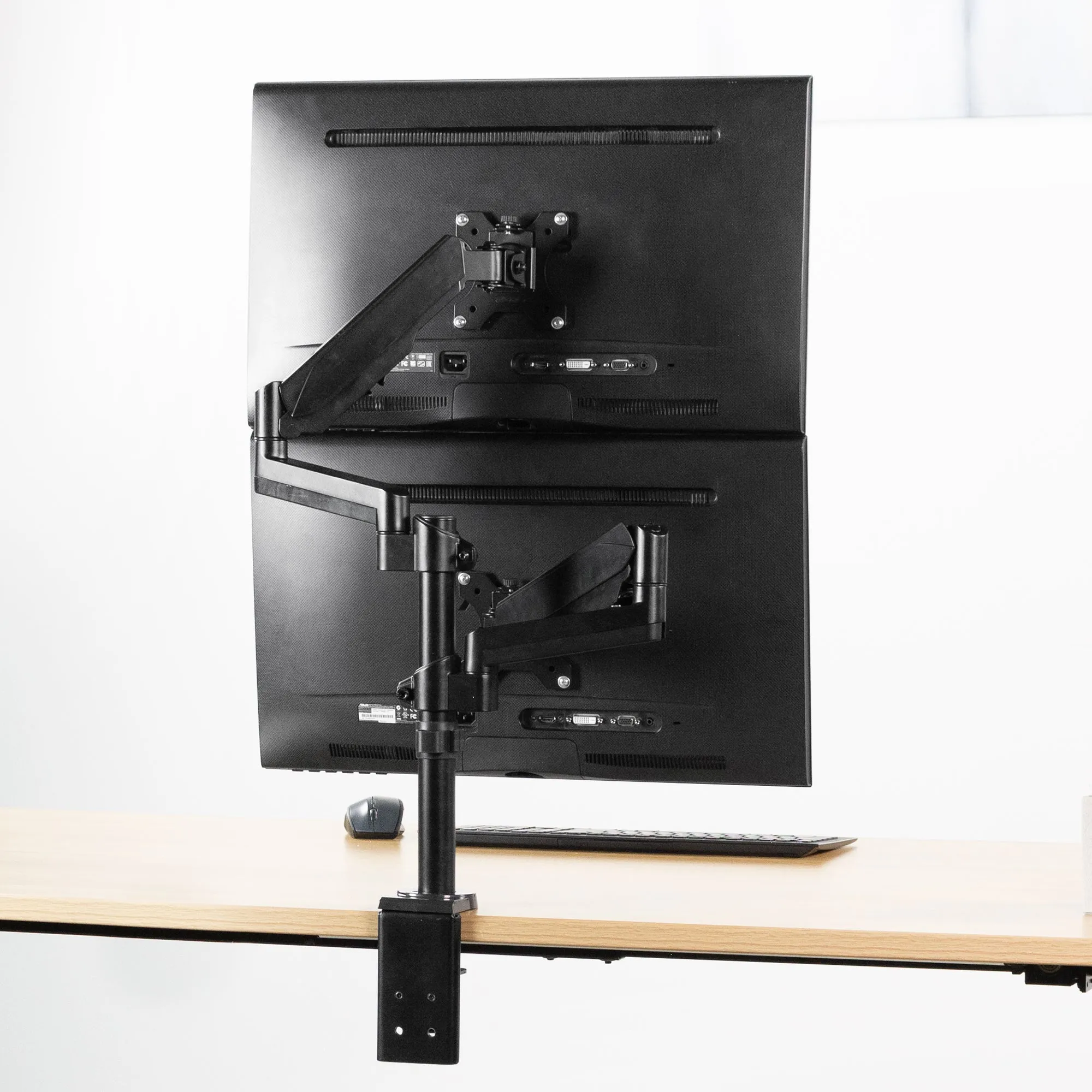 Single Pneumatic Monitor Arm for Desk Stand