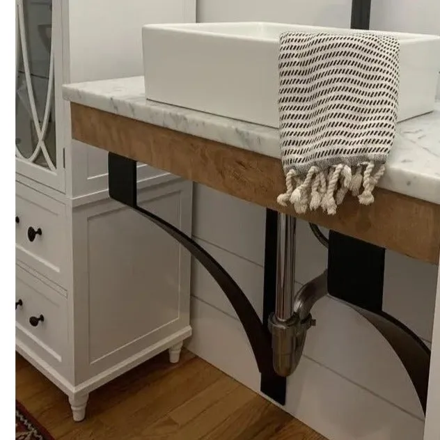 The Rochester Countertop and Desk Supports