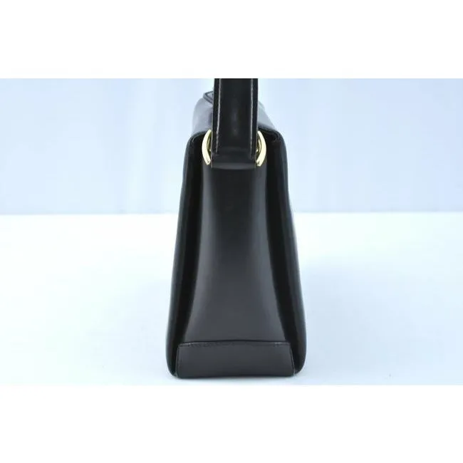 Tom Ford era, Gucci, midnight blue leather, roomy, Bamboo line, two-way top-handle shoulder purse with a bamboo clasp, gold tone hardware, a snap top closure, and a removable strap